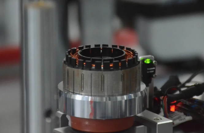 定子生产（即梦AI生成）