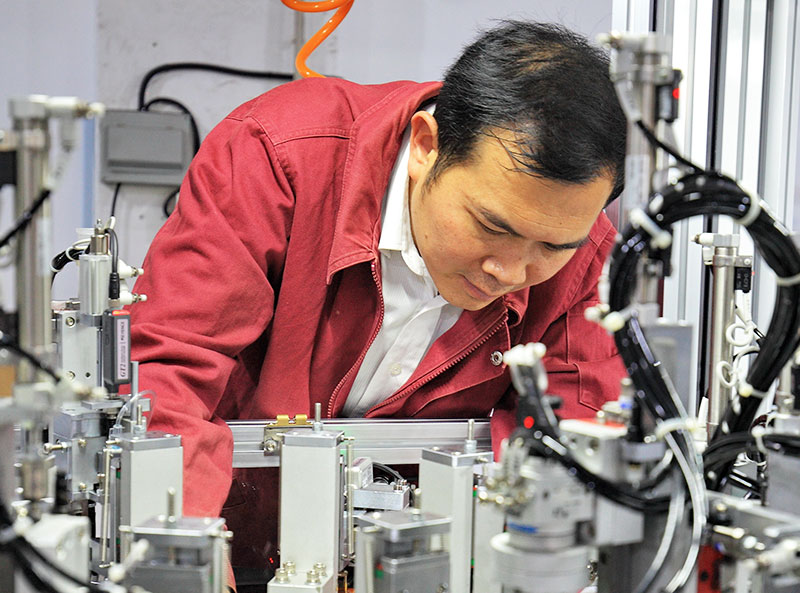 电机装配设备安全防护、防错