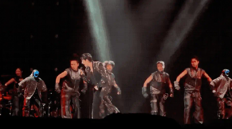 王力宏人形机器人